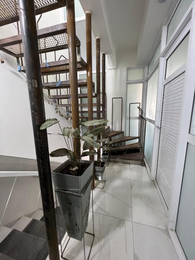 Lela Ii Apartment *